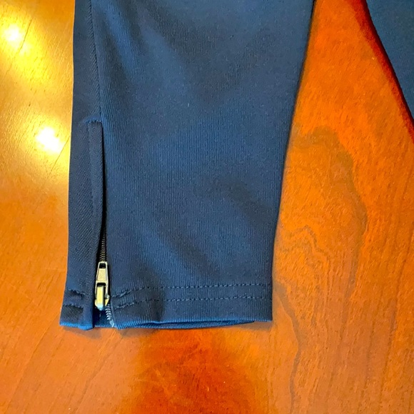 Adidas sweatpants size 2T - Picture 6 of 9